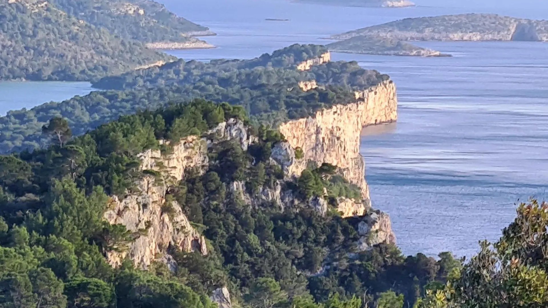 Apartment Zaglav 2 - First Sea Row 0*,  Croatia